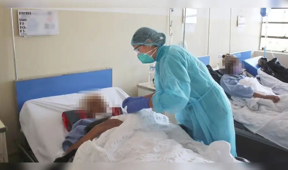 Familia agradece al personal de salud por laborar en servicio de los pacientes que padecen el virus. Familia agradece al personal de salud por laborar en servicio de los pacientes que padecen el virus.