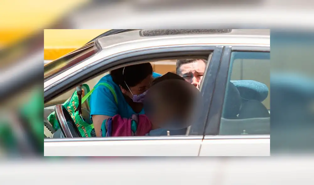 Una mujer se acercó a la escena y protagonizó dolorosa escena. Foto: Moisés Pablo/Cuartoscuro.