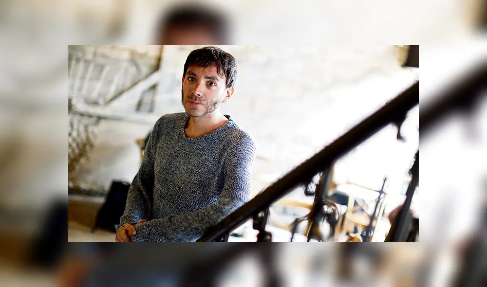 Francisco ángeles presenta hoy su novela "Adiós a la revolución" en la Feria del Libro. Francisco ángeles presenta hoy su novela "Adiós a la revolución" en la Feria del Libro.