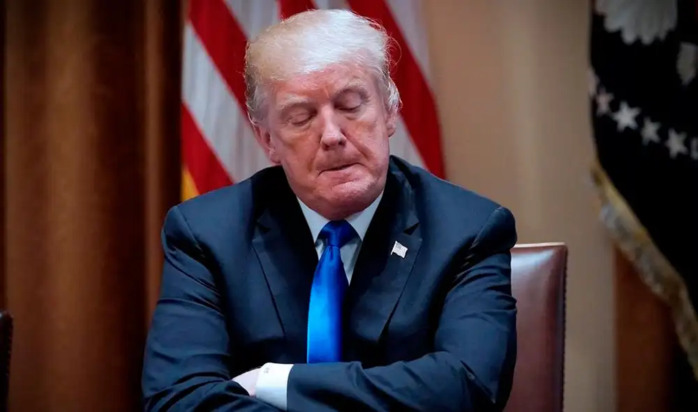 El aún mandatario Donald Trump, continúa denunciando “fraude electoral” sin pruebas a través de su cuenta de Twitter. Foto: AFP