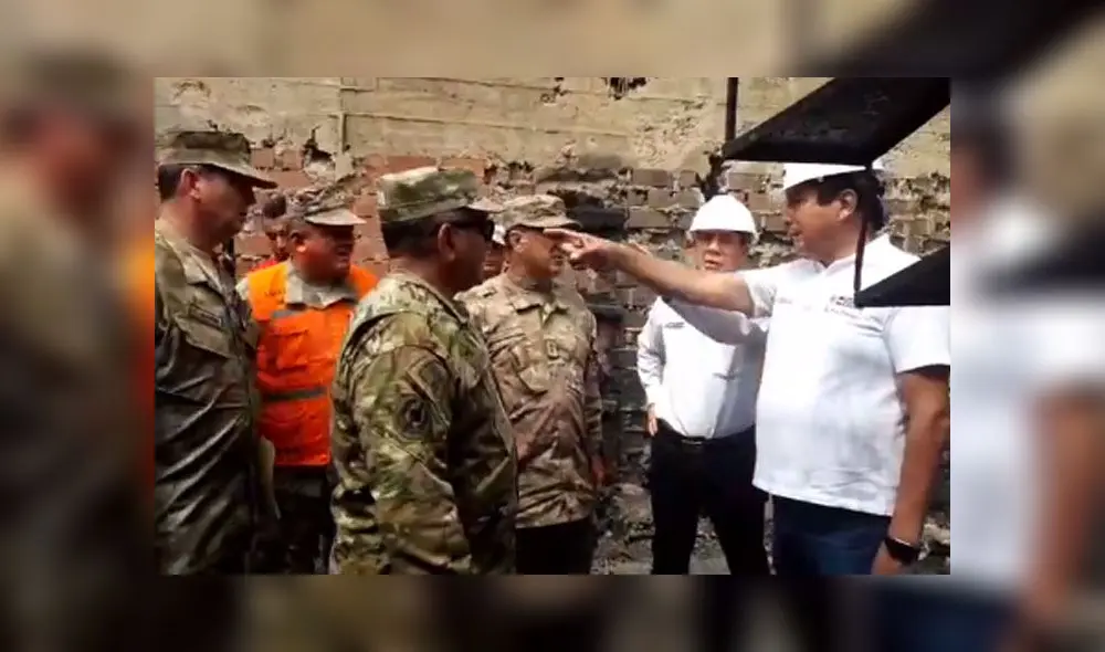 Incendio en Villa El Salvador: viviendas inhabitables fueron demolidas en zona de desastre Incendio en Villa El Salvador: viviendas inhabitables fueron demolidas en zona de desastre