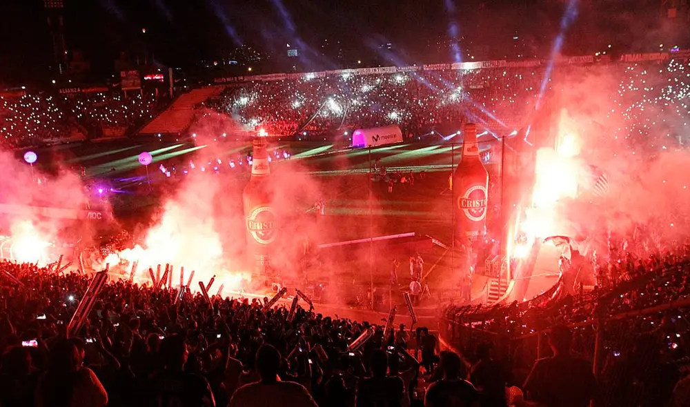 Alianza Lima realizó su primera presentación en 1995. Foto: Archivo