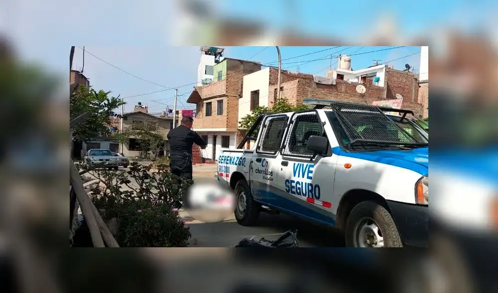 Abandonan cadáver en una calle de Chorrillos. Créditos: La República.