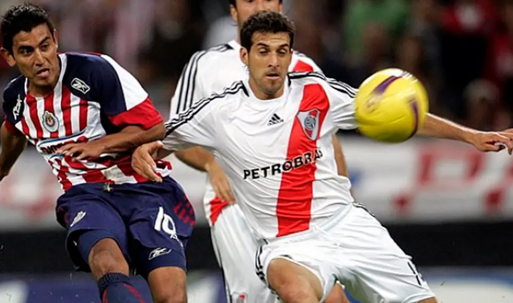 River vs Chivas por partido amistoso.