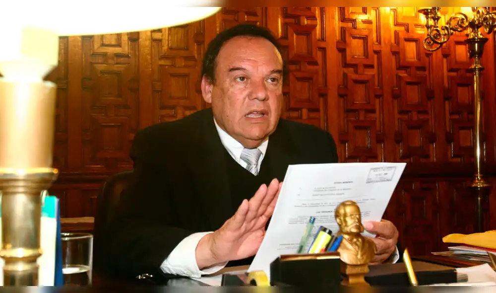 APRA abre investigación a Luis Alva Castro tras testimonio de Jorge Barata