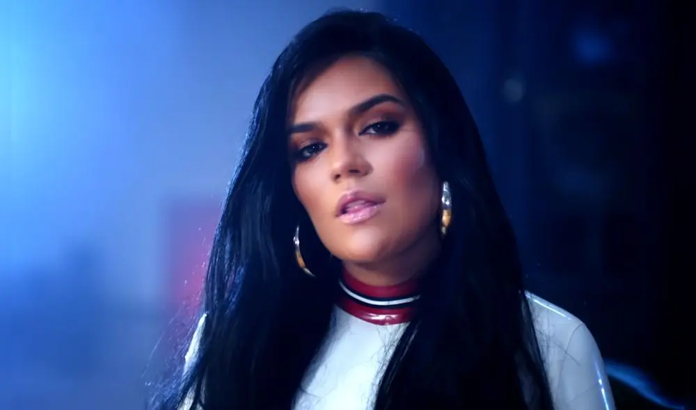 Karol G hace sensual twerking en el videoclip oficial de 'Punto G'