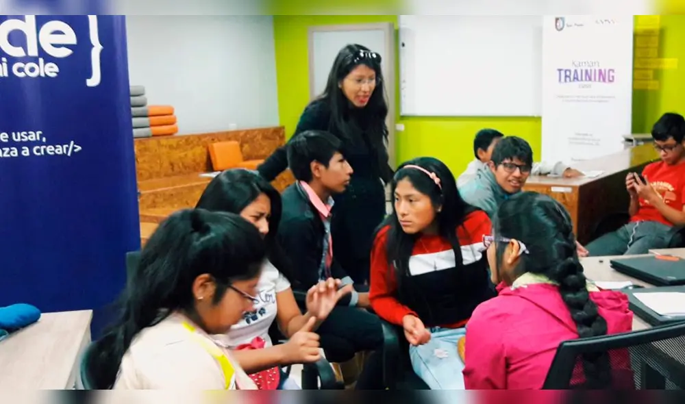 Niños crean sus propios videojuegos.