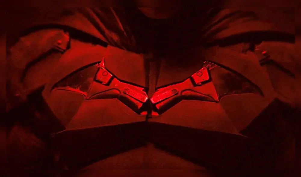 Batman, un vigilante carmesí