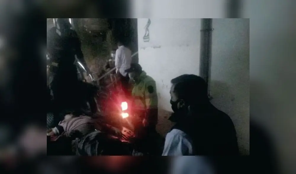 Camión se estrelló contra cerro en Otuzco. Camión se estrelló contra cerro en Otuzco.