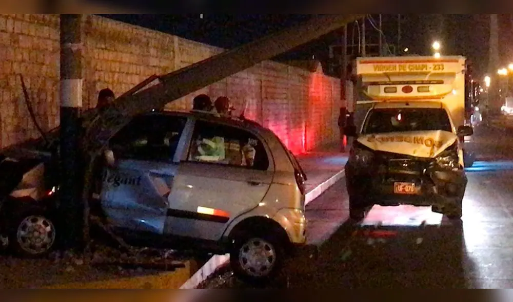Violento choque entre taxi y ambulancia deja una persona herida. Violento choque entre taxi y ambulancia deja una persona herida.