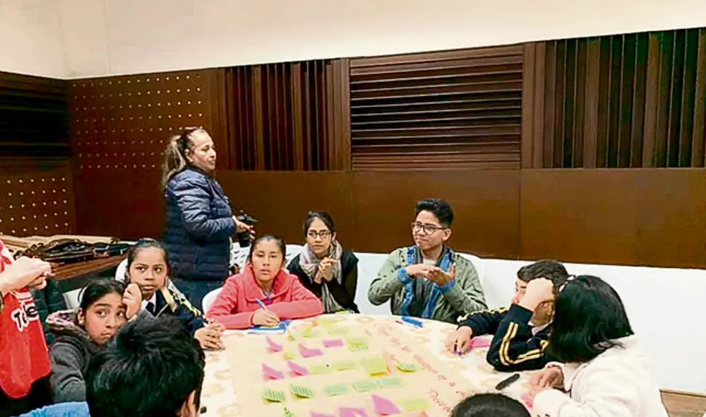 Valiente. Dann (centro) sueña con convertirse en profesor.