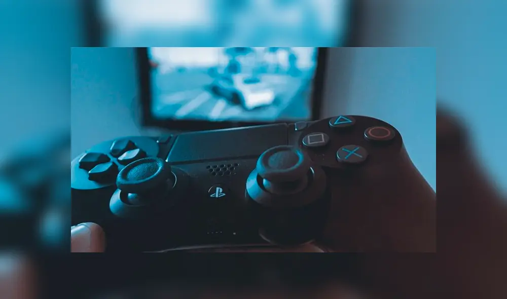 Un insólito error en la web oficial de un supermercado hizo que muchos usuarios puedan llevarse una consola PS4 por el precio de un caramelo. Un insólito error en la web oficial de un supermercado hizo que muchos usuarios puedan llevarse una consola PS4 por el precio de un caramelo.