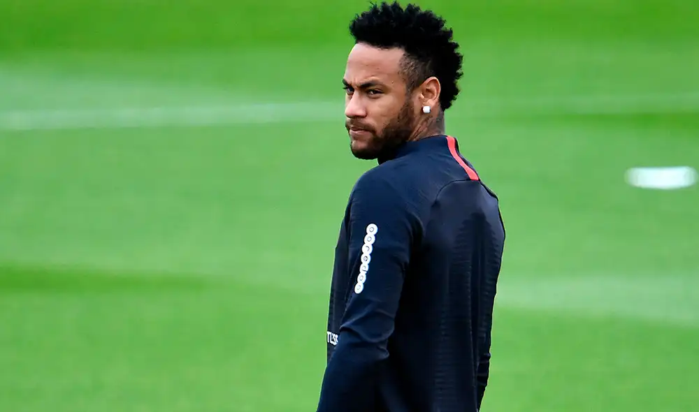 Real Madrid peleará por el fichaje de Neymar en el actual mercado de pases europeo. Real Madrid peleará por el fichaje de Neymar en el actual mercado de pases europeo.