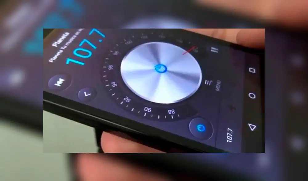 Busca la aplicación de la radio.