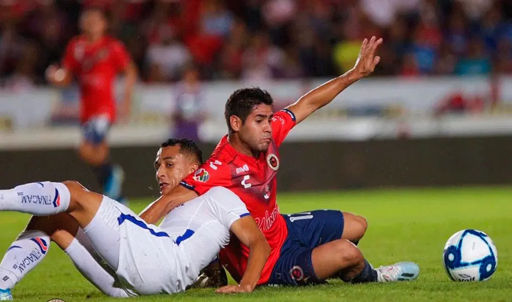 Sigue aquí EN VIVO ONLINE el Cruz Azul vs. Veracruz por la jornada 9 del Torneo Apertura 2019 de la Liga MX. | Foto: @ClubTiburones