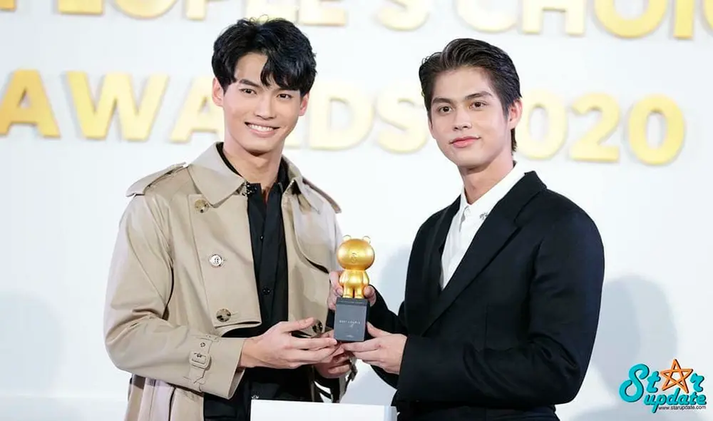 Desliza para ver más fotografías de Bright y Win, actores de Still 2gether y F4 Thailand. Créditos: Star Update Desliza para ver más fotografías de Bright y Win, actores de Still 2gether y F4 Thailand. Créditos: Star Update