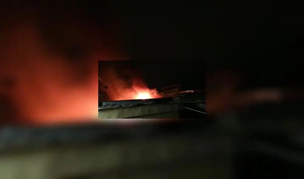 Incendio en Mercado Modelo de Chiclayo arrasó con más de 10 puestos  [VIDEO]