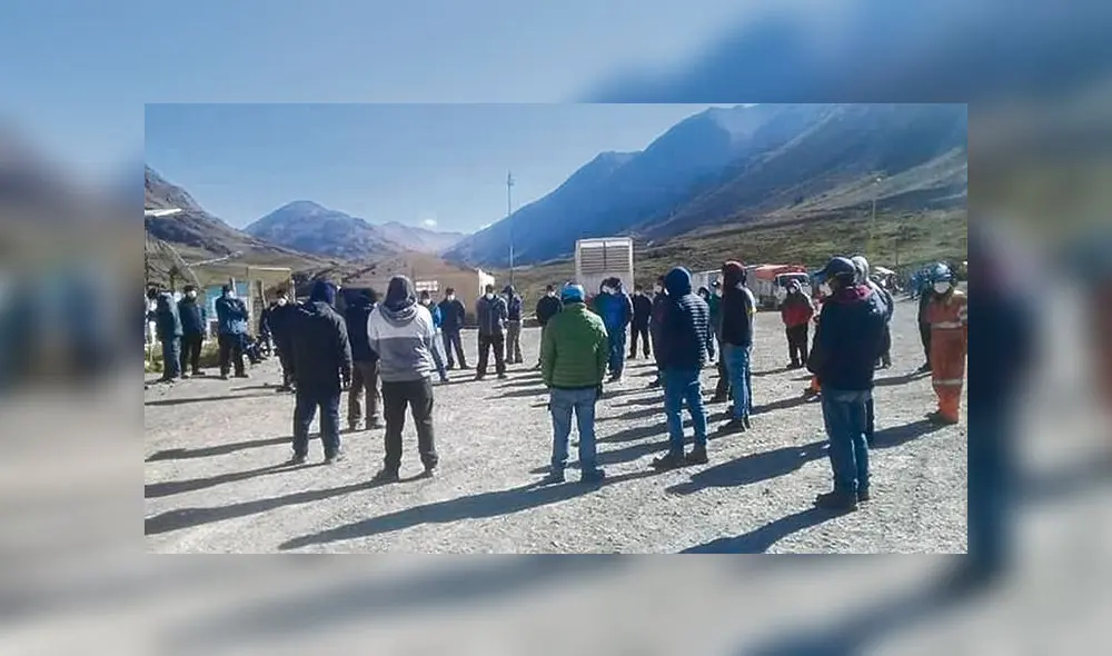 Conflicto. Un sector de la población pide que minera deje de operar. Conflicto. Un sector de la población pide que minera deje de operar. Conflicto. Un sector de la población pide que minera deje de operar. Conflicto. Un sector de la población pide que minera deje de operar.