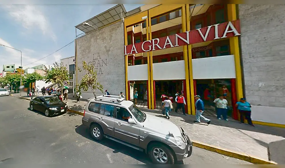 Informe. Contraloría encuentra perjuicio en venta de tienda. Informe. Contraloría encuentra perjuicio en venta de tienda.