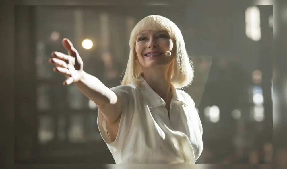 La actriz recomienda cintas para quedarse en casa.