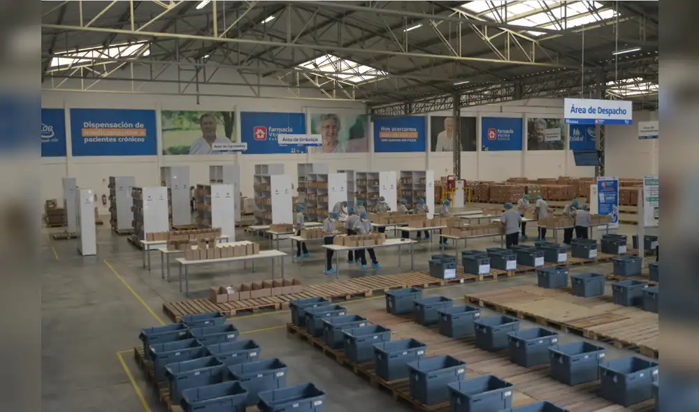 Los medicamentos que están en el local llegarán a los asegurados por medio de los programas Farmacia Vecina y Padomi Delivery . (Foto: Javier Quispe / La República) Los medicamentos que están en el local llegarán a los asegurados por medio de los programas Farmacia Vecina y Padomi Delivery . (Foto: Javier Quispe / La República)