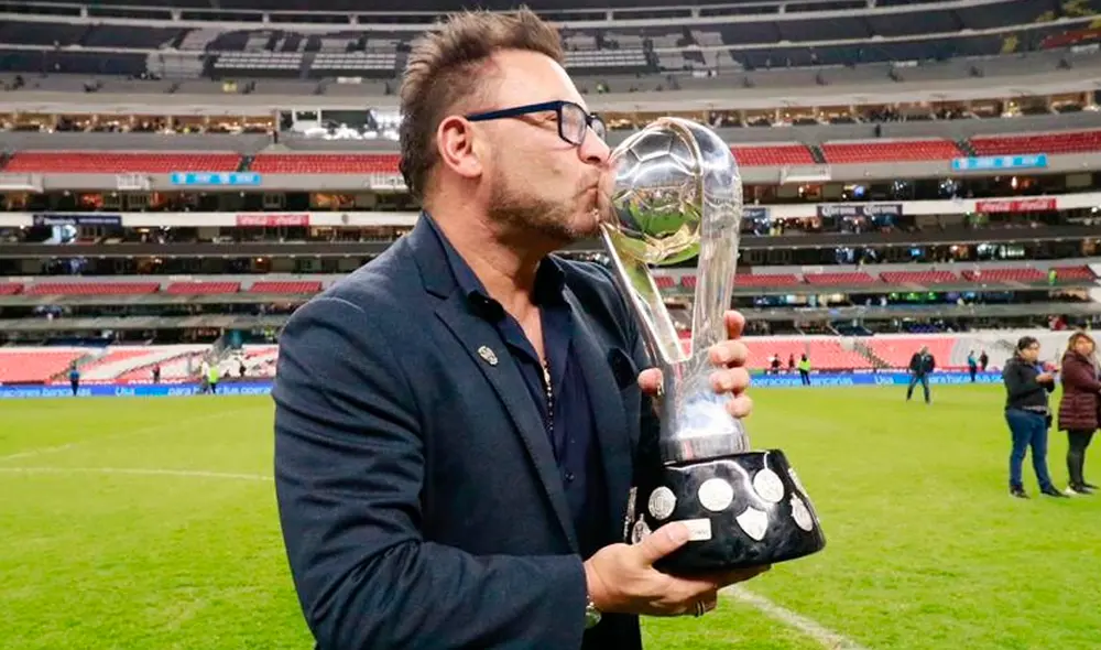Antonio Mohamed rompe en llanto tras recordar a su hijo fallecido.