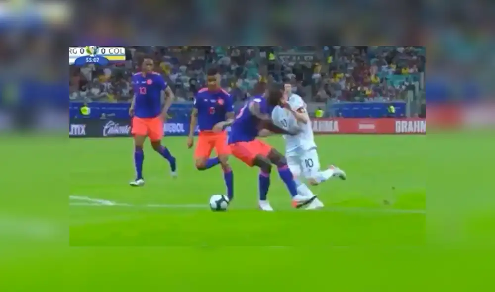 Argentina vs. Colombia: Messi hace una espectacular 'huacha' y casi marca un golazo [VIDEO]