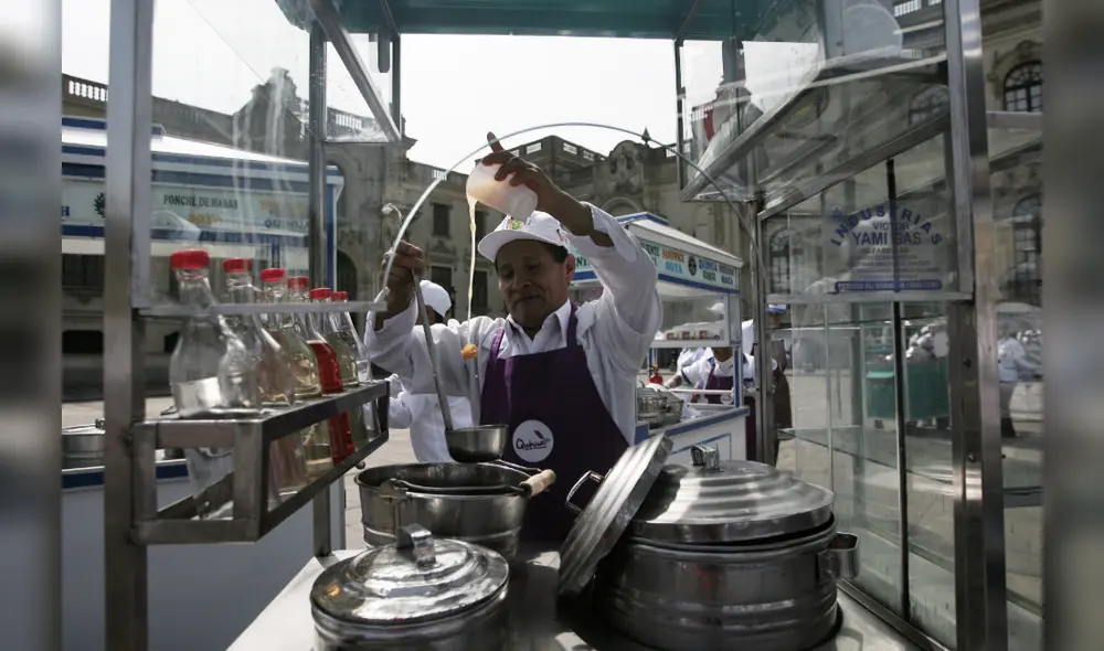 El emoliente es una de las bebidas más consumidas por los peruanos. Foto: La República