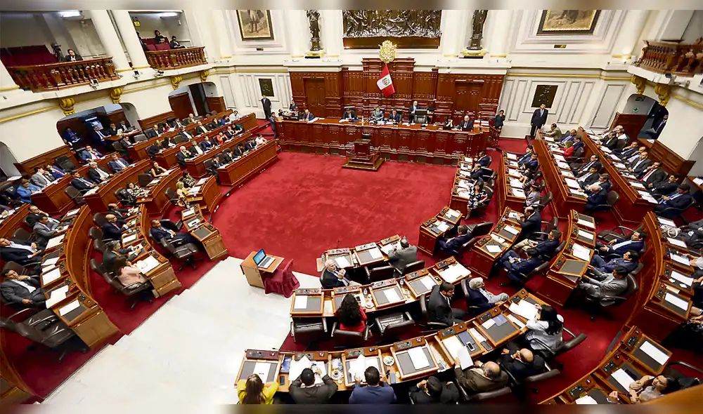 Comisión de Economía en contra de impuestos que afecten salarios bajos