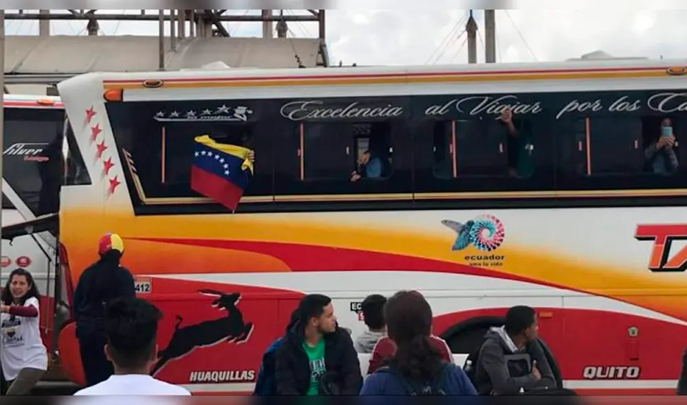 Regalaron comida a venezolanos que huyen de la crisis [FOTO]