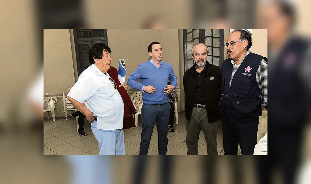 Mulder decidió número de él mismo y de otros en la lista aprista Mulder decidió número de él mismo y de otros en la lista aprista