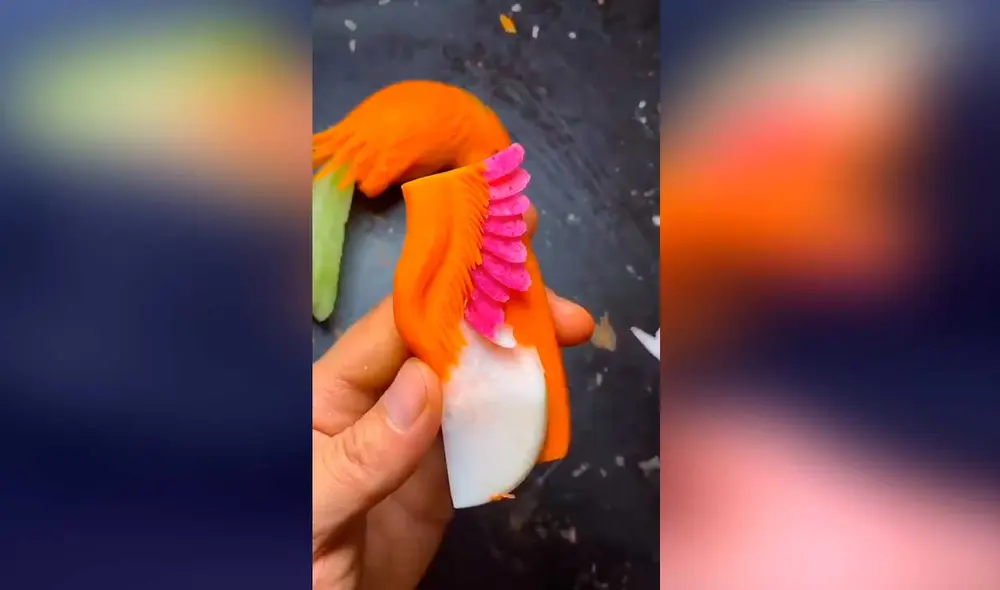 Desliza las imágenes para ver la increíble técnica que usó este joven artesano para crear esta escultura. Foto: captura de Facebook/Nicholis Louw