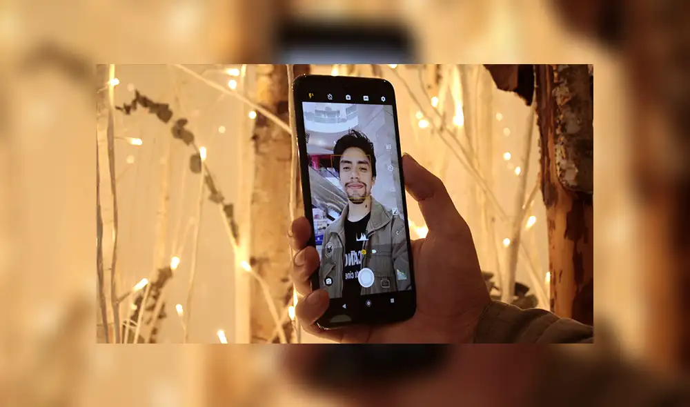 Pusimos a prueba el sistema fotográfico del Motorola One Macro. | Foto: Carol Larrain Pusimos a prueba el sistema fotográfico del Motorola One Macro. | Foto: Carol Larrain