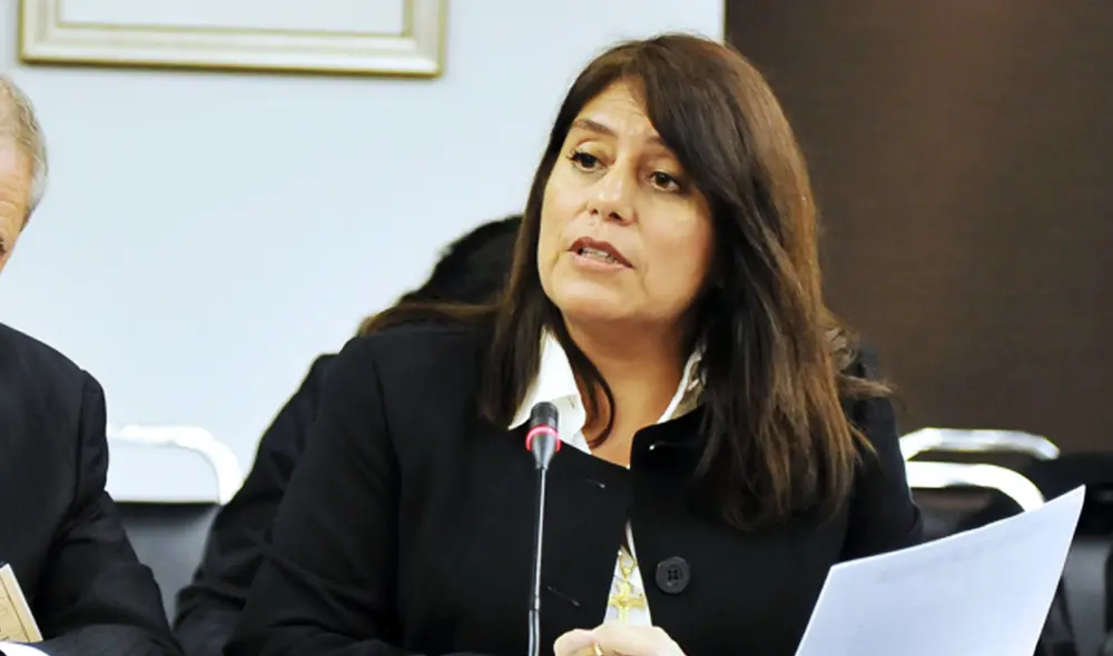 Delia Muñoz respaldó el proceder del Congreso para la toma del poder de Manuel Merino. Foto: La República Delia Muñoz respaldó el proceder del Congreso para la toma del poder de Manuel Merino. Foto: La República