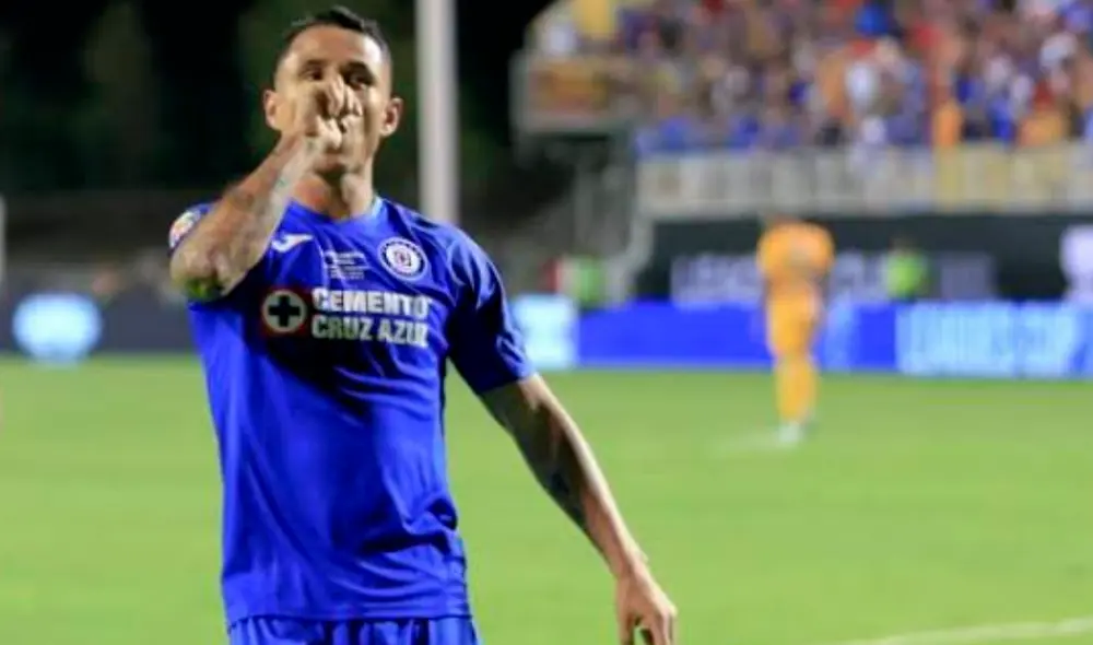 Cruz Azul - Yoshimar Yotún