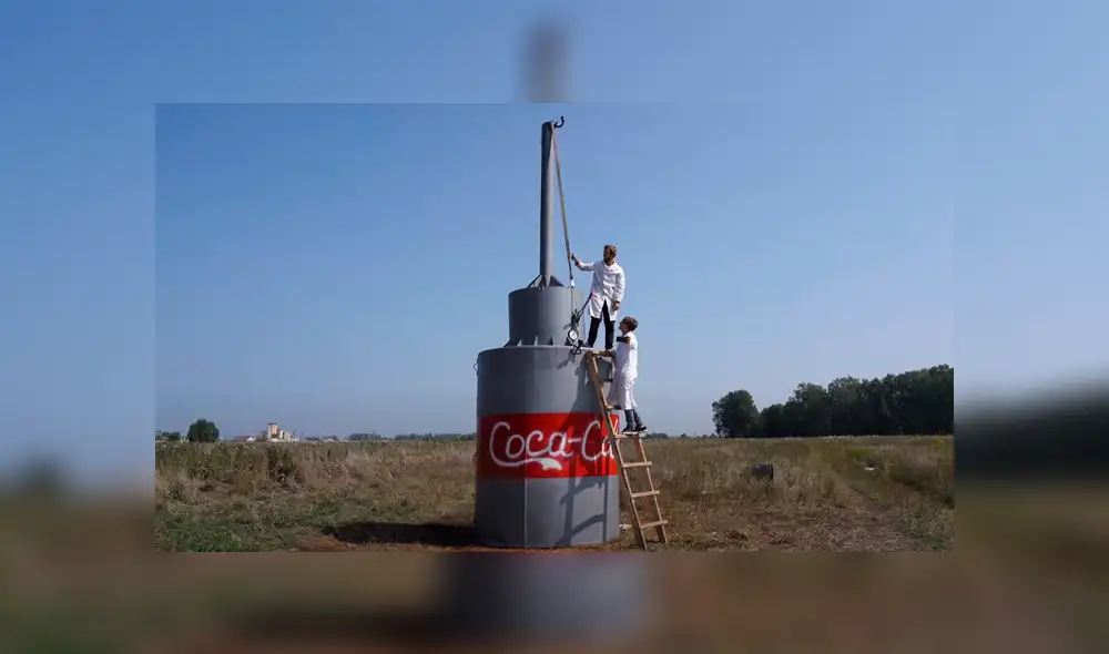 Desliza la imagen para ver cómo fue el experimento. Foto: Mamix?/YouTube