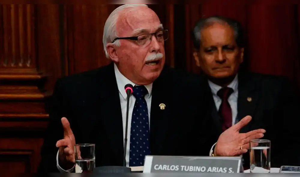 Tubino: “Ya hemos cedido bastante al dejar la presidencia del Congreso” Tubino: “Ya hemos cedido bastante al dejar la presidencia del Congreso”