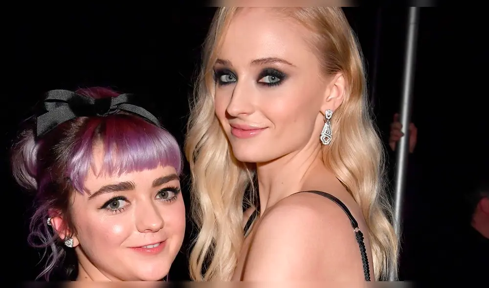 Sophie Turner sufre descuido en plena transmisión en vivo 