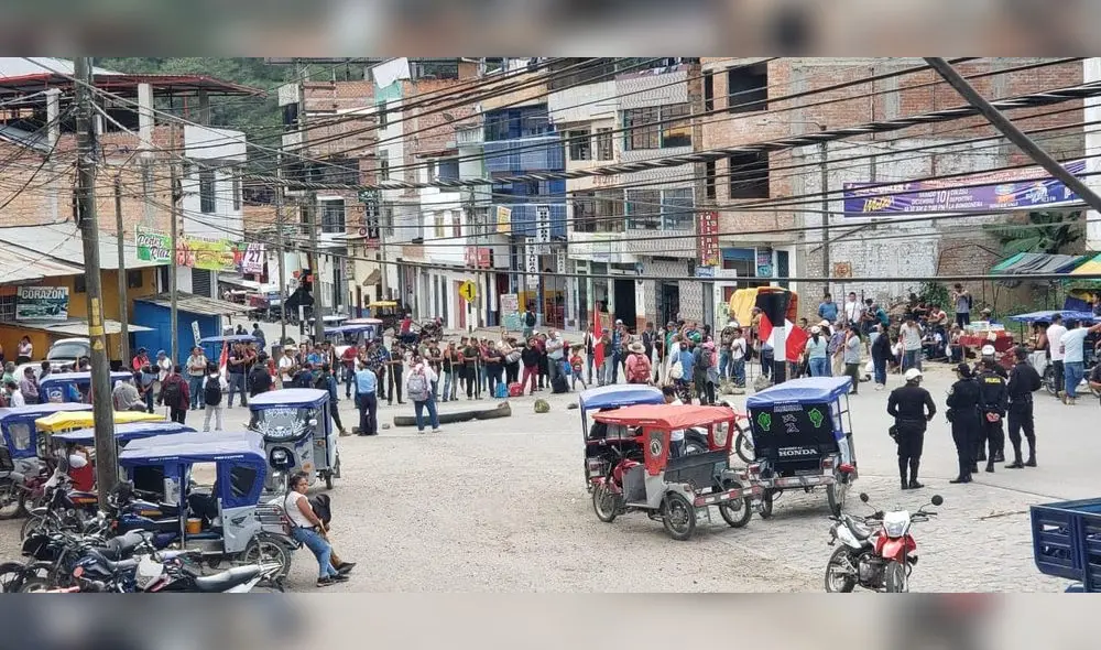Los bloqueos en la carretera Fernando Belaúnde dejan incomunicados a la costa y selva norte del país. Foto:Iirsa Norte
