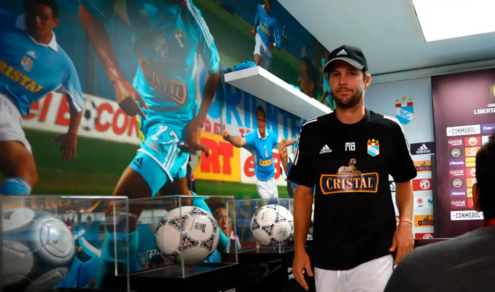 Manuel Barreto viene siendo cuestionado por los hinchas de Sporting Cristal. | Foto: GLR Manuel Barreto viene siendo cuestionado por los hinchas de Sporting Cristal. | Foto: GLR