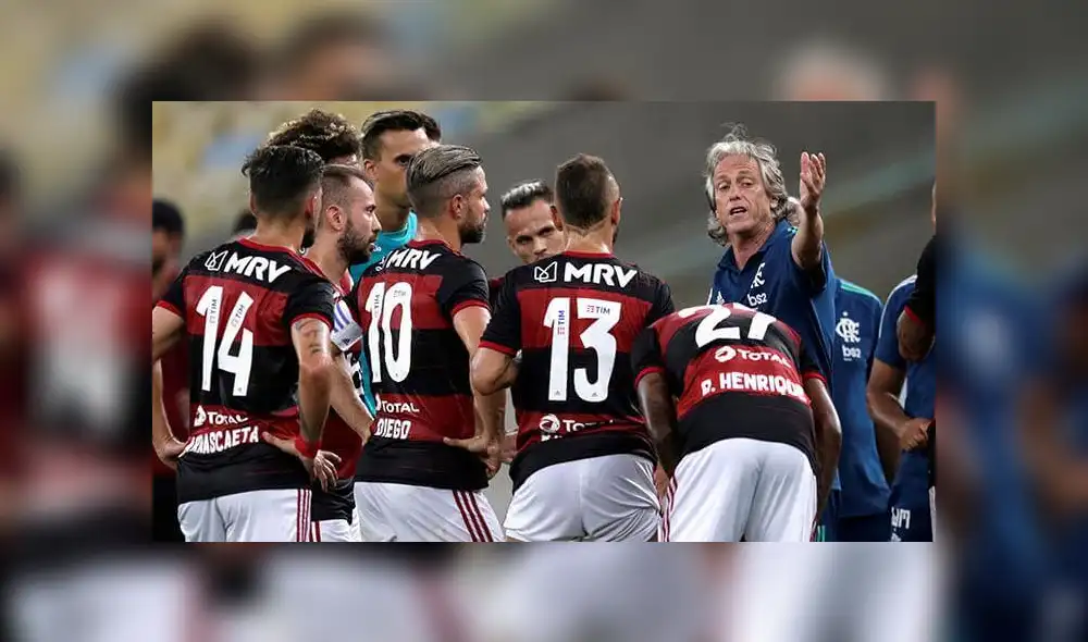 Árbitro argentino le dio la mano a entrenador de Flamengo antes de dar positivo en test de coronavirus Árbitro argentino le dio la mano a entrenador de Flamengo antes de dar positivo en test de coronavirus
