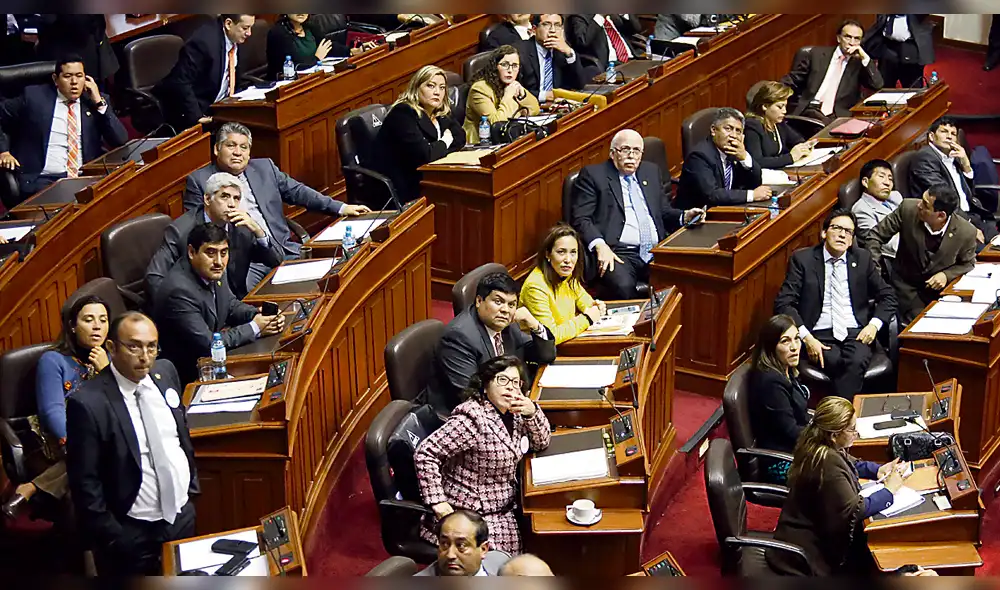 Solo el fujimorismo ya tiene decidido vacar a Kuczynski