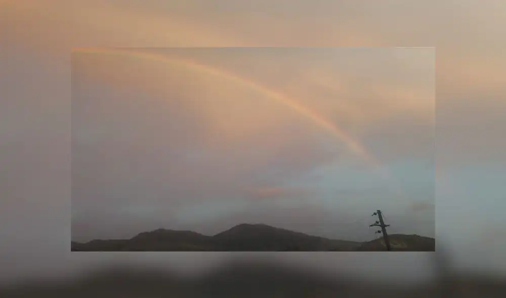 En San Martín de Porres, los ciudadanos fueron sorprendidos con la aparición del arcoíris a lo largo del cielo limeño. En San Martín de Porres, los ciudadanos fueron sorprendidos con la aparición del arcoíris a lo largo del cielo limeño.