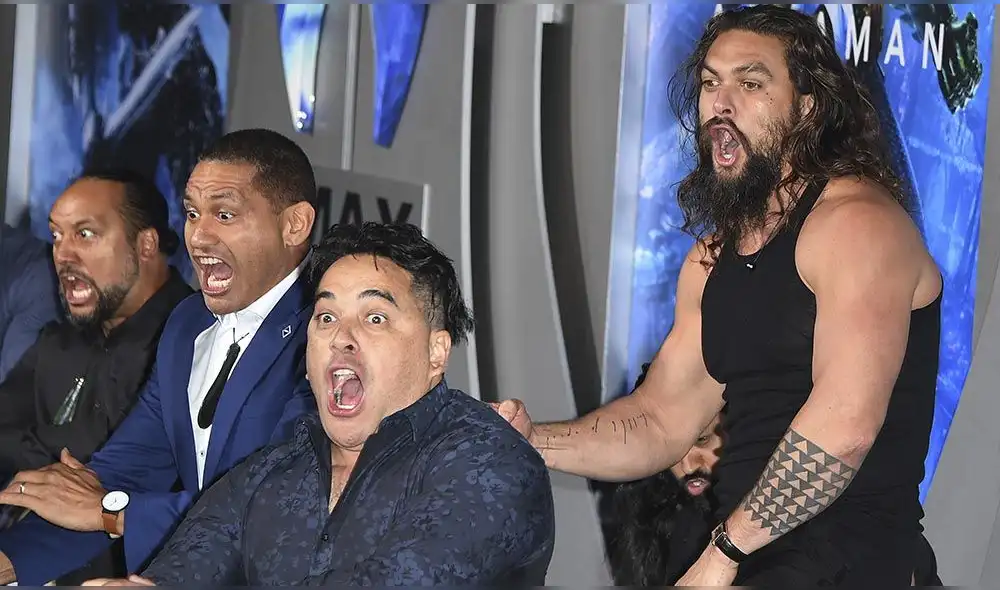 Jason Momoa queda atrapado en ascensor.