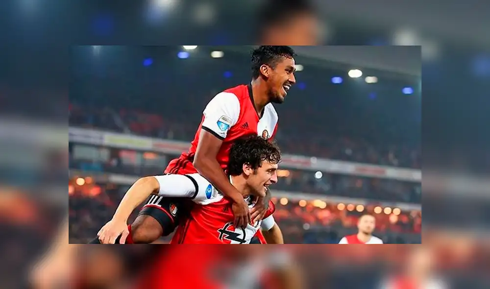 Renato Tapia arrancó en el equipo titular por la Europa League. Foto: AFP