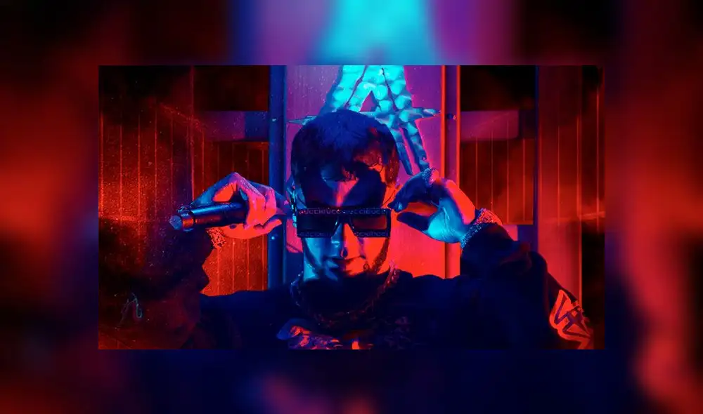 Anuel AA causa el repudio de fans por lucirse con lujoso Lamborghini