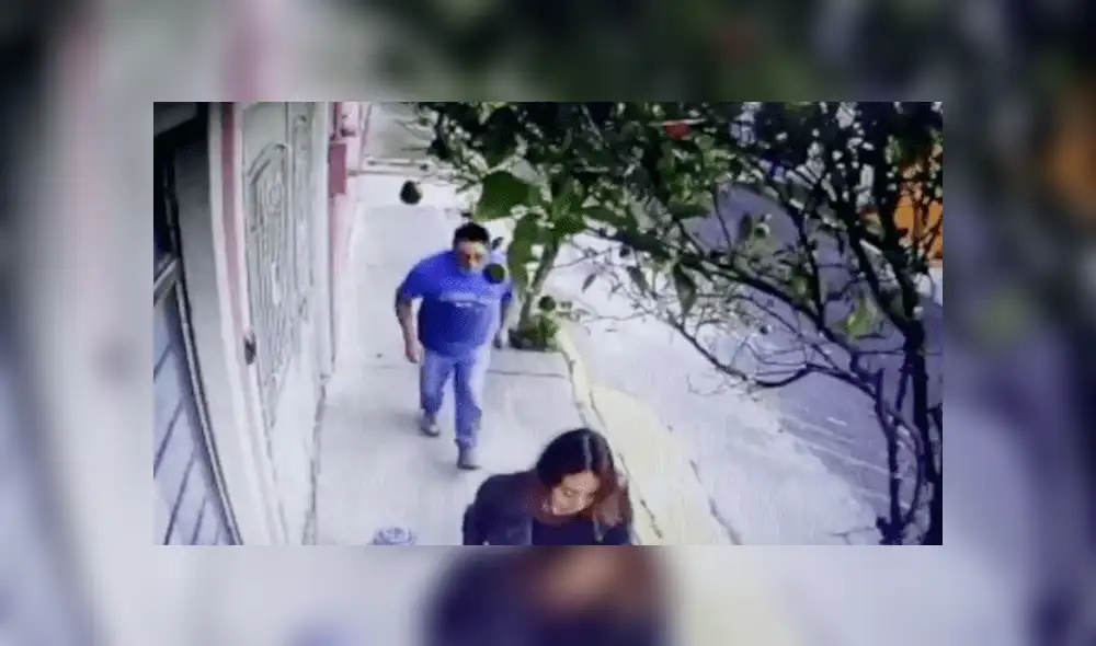 Mujer es agredida en plena vía pública.