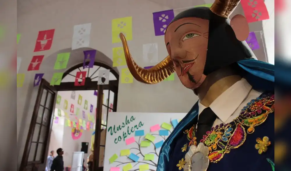 Indumentaria cajamarquina. Indumentaria cajamarquina.