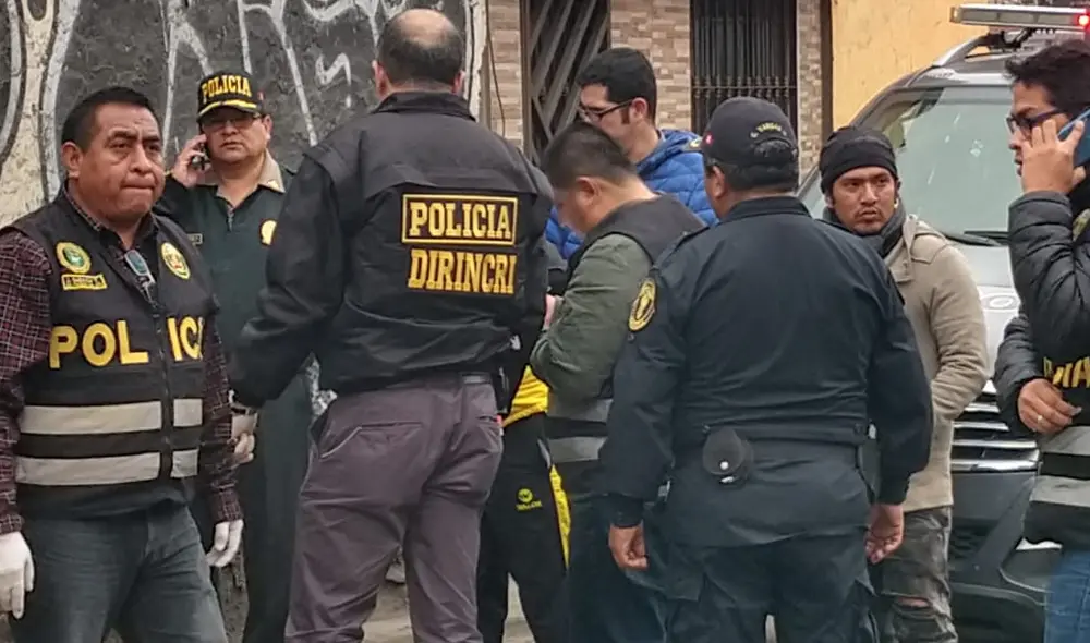Hallan maleta con restos de cuerpo descuartizado a espaldas de la Plaza de Acho [VIDEO]