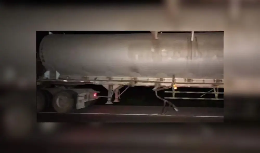 Vehículo quedó destrozado.